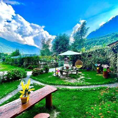 Hotel Himalayan River- Riverside Hotel มะนาลี ภายนอก รูปภาพ
