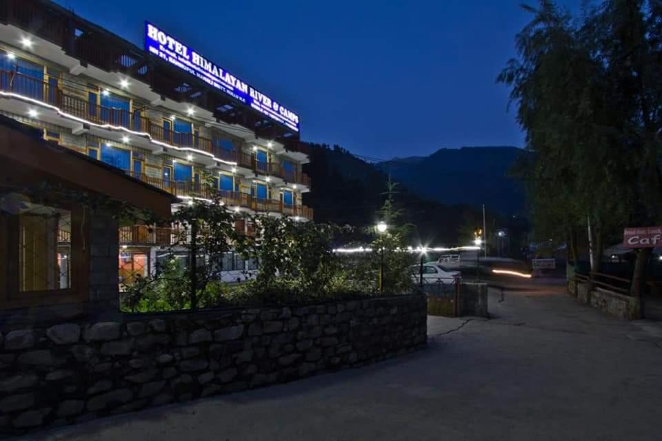 Hotel Himalayan River- Riverside Hotel มะนาลี ภายนอก รูปภาพ