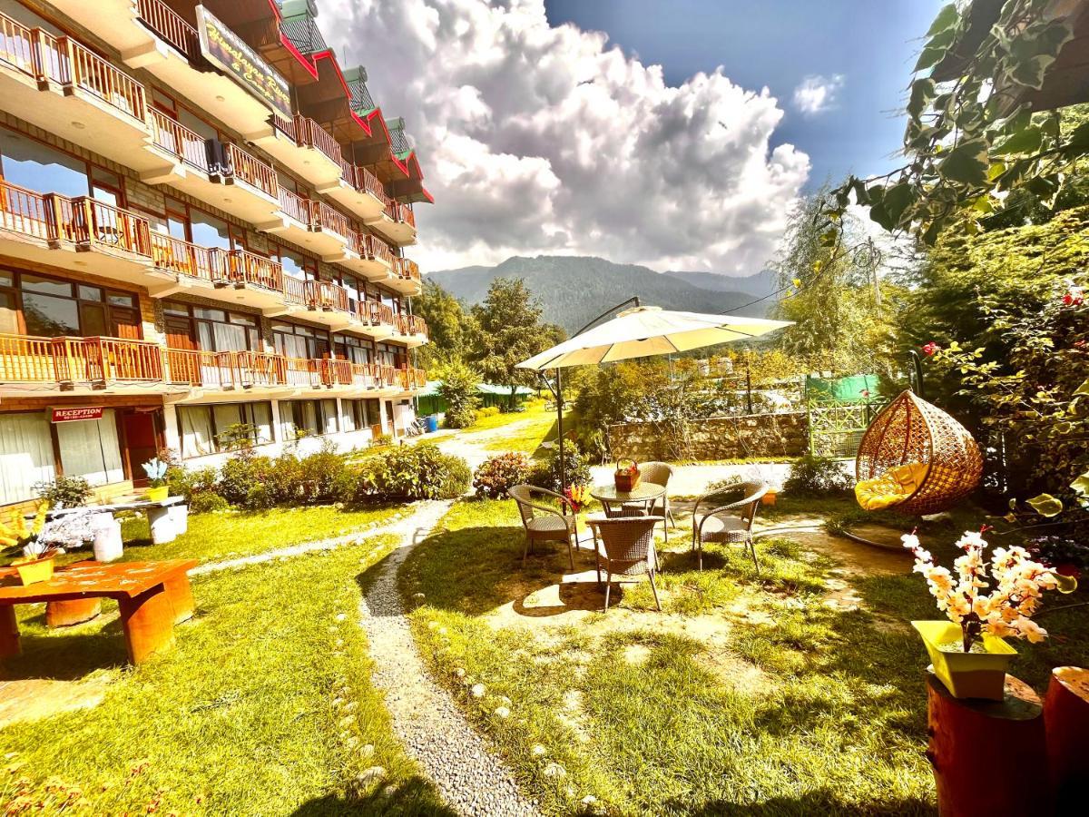 Hotel Himalayan River- Riverside Hotel มะนาลี ภายนอก รูปภาพ